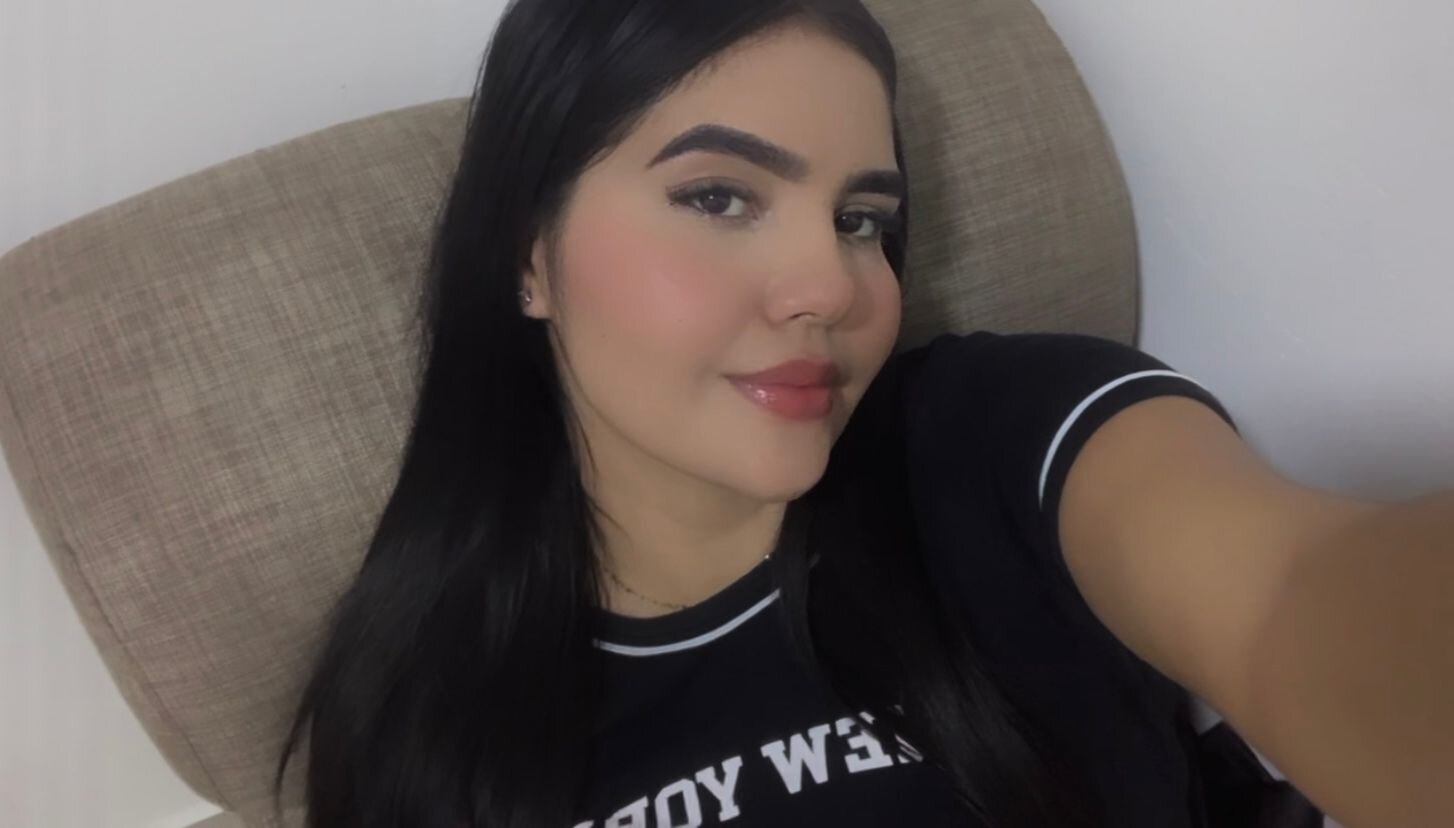laura_lovely2