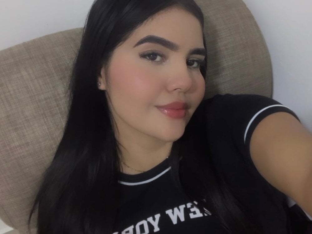 laura_lovely2 profile