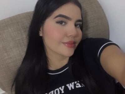 Laura_lovely2