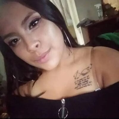 Mia_taylor_bms