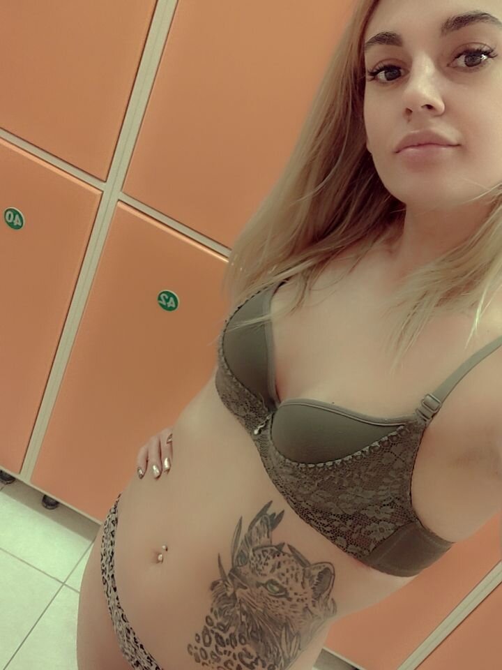 DashaNo2's most recent online preview