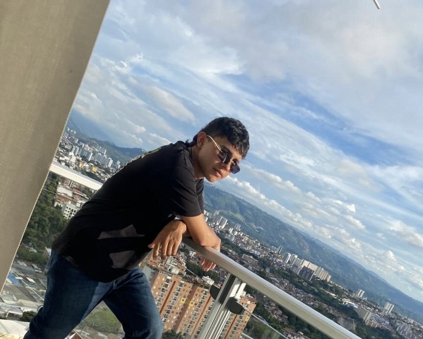 Juanchobet123's Offline XXX Chat