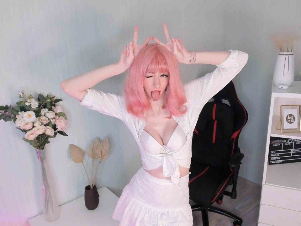 EstellaMoore 🥤 naked webcam chat
