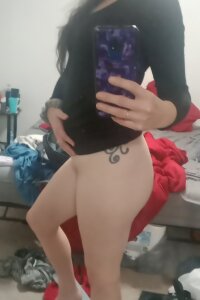 rockergurl8604's Offline Chat Room