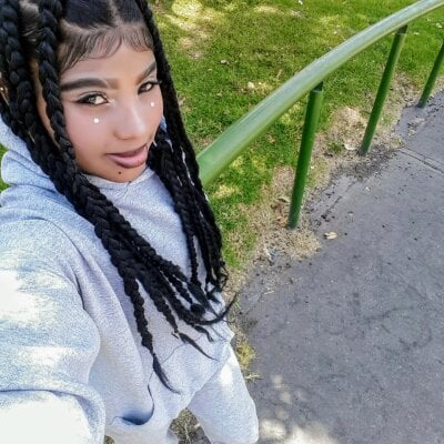 paulaa_pinkk from stripchat