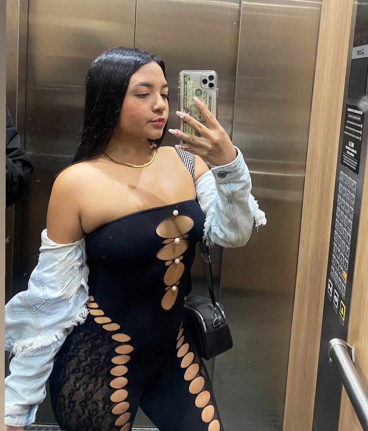 Queen_Aphrodite_