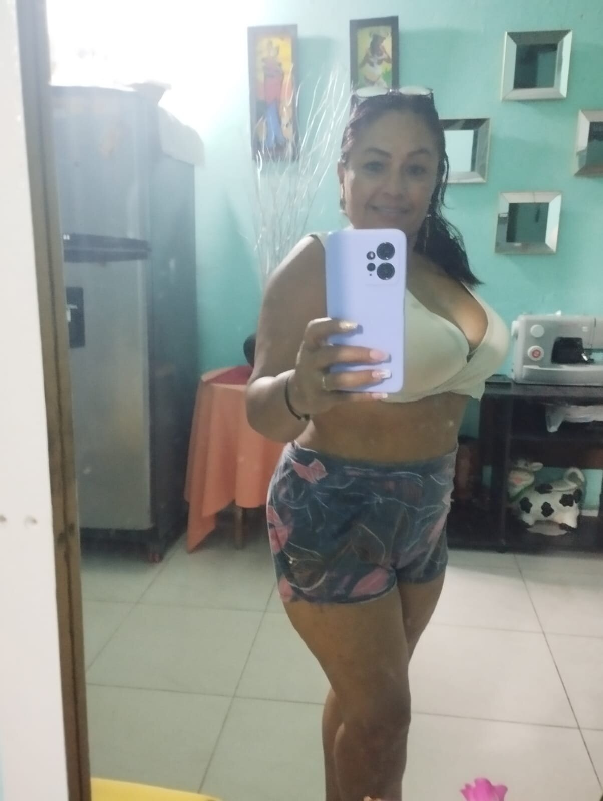 little-vanessahot