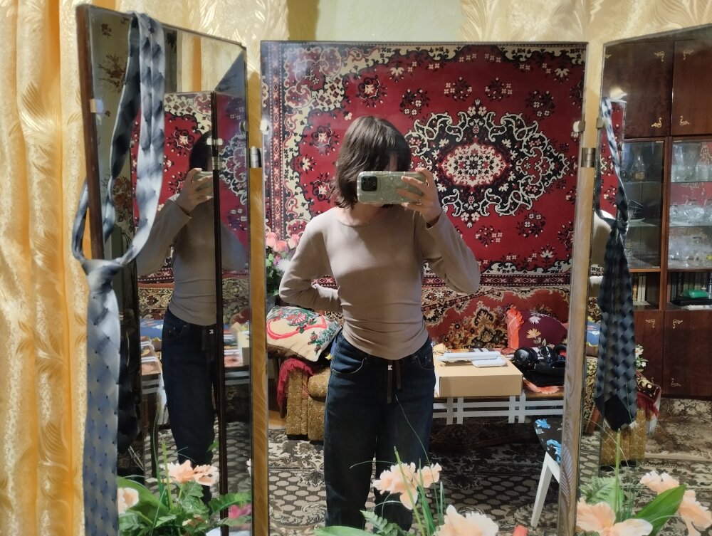 Alyxxxq's Offline XXX Chat