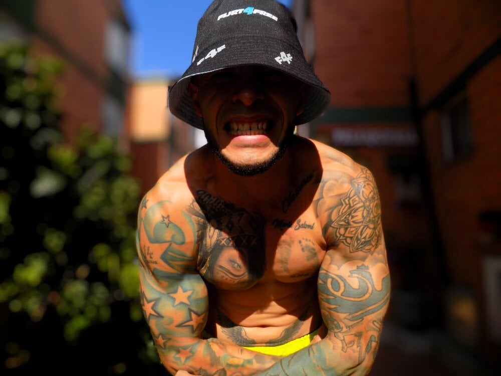 Sebass_Hot profile
