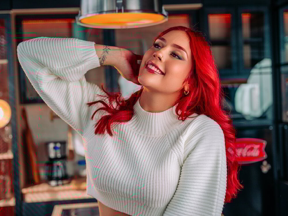 Live sex webcam photo for HazzelGray #290076677