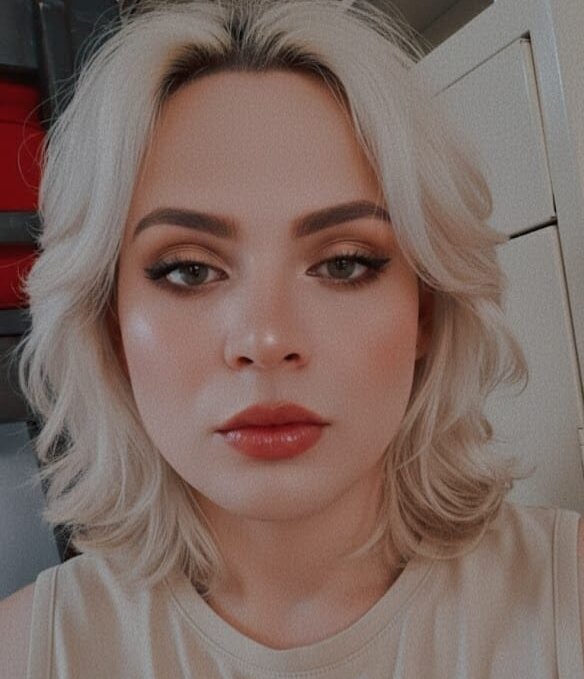 swif1995taylor's Offline XXX Chat