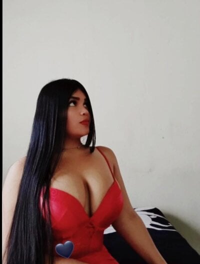 AshleeyGraham_