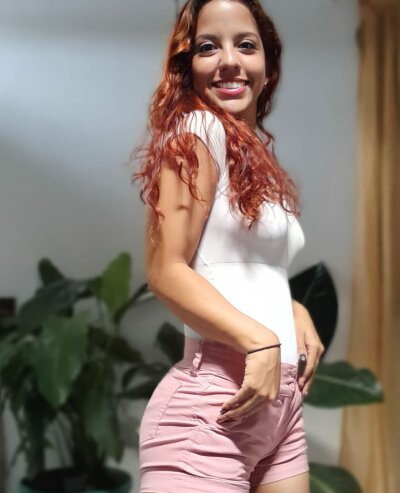 emmacoopperr stripchat elisalola