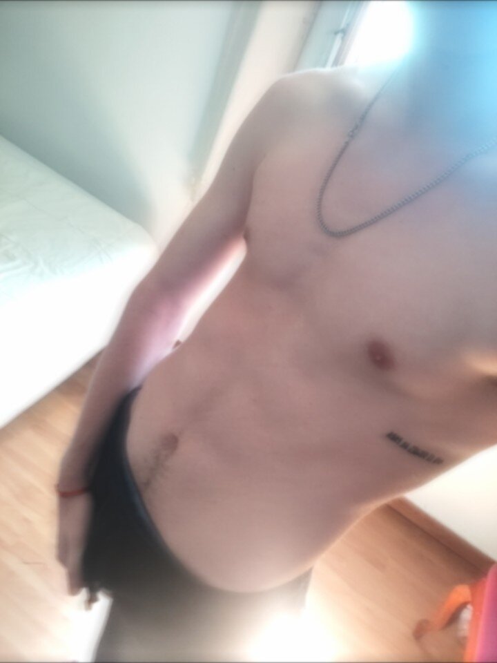 Erik_HotBoy