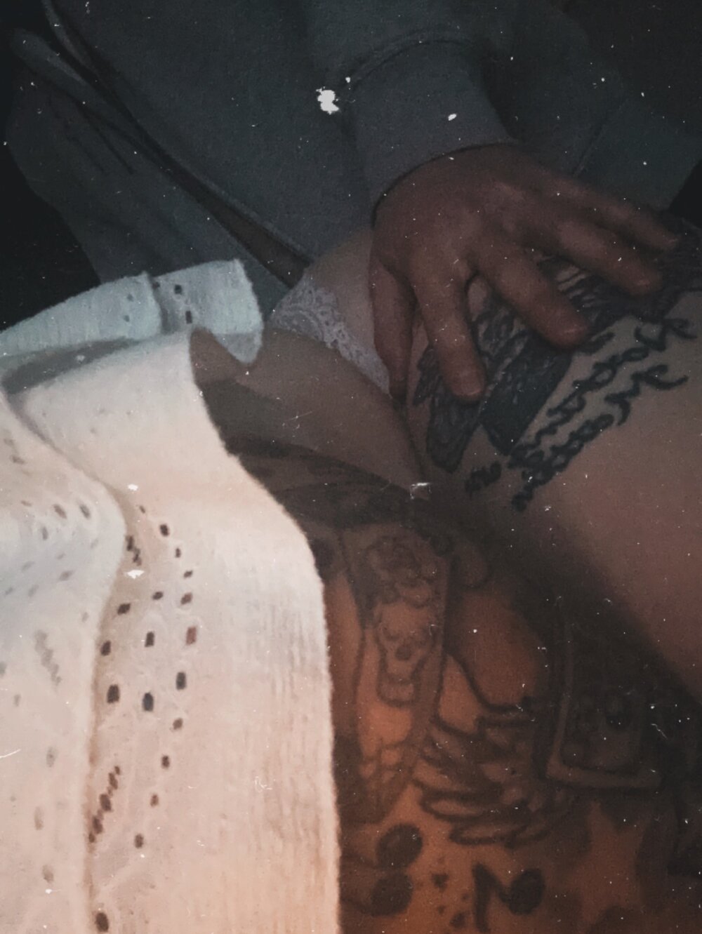 Live sex webcam photo for bonnieclyydexxx #288114524