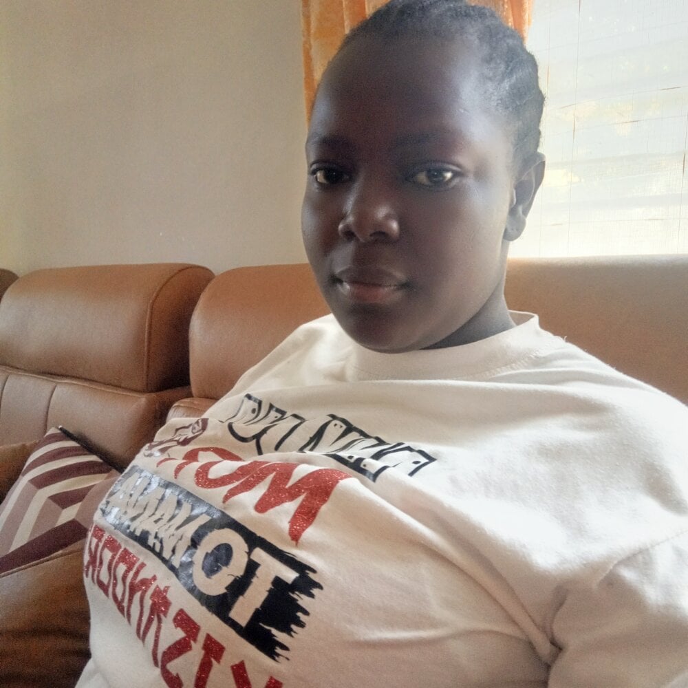 sweet_bunyy webcam profile - Dominican