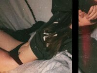 KenzzieSkye's Offline XXX Chat