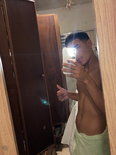 seu_pauzudo_ from stripchat