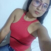 Adelle_Amador's webcam live show