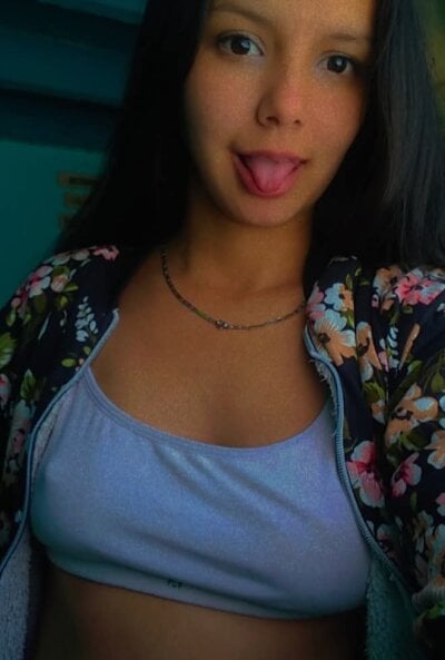 Skinny_Sharlott