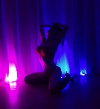 Offline XXX chat modela Luna_Kitanna