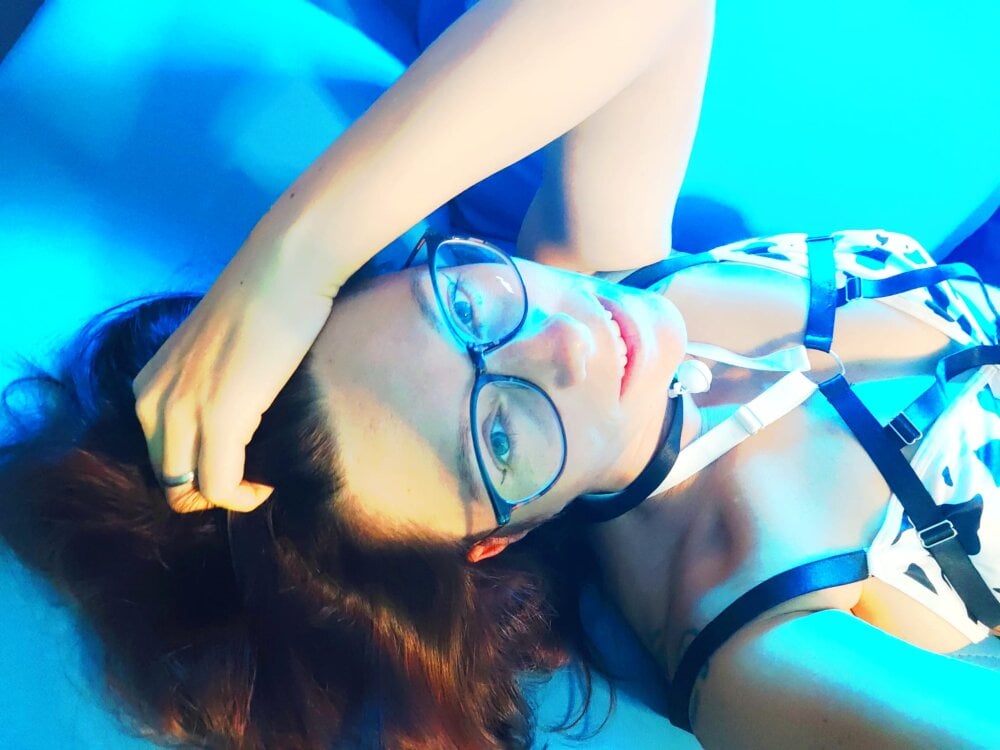 Tasty_pants' Live XXX Chat