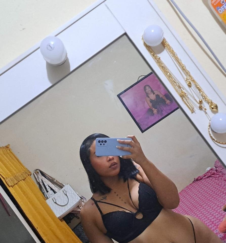 badgirlwebcam.com dulcepasion livesex profile in bisexual cams