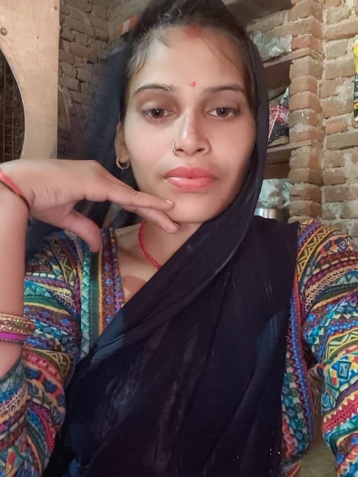 mega-camsex.com sabnam_cuty livesex profile in thin cams