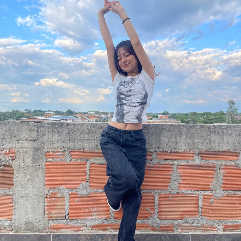 little_irene from stripchat