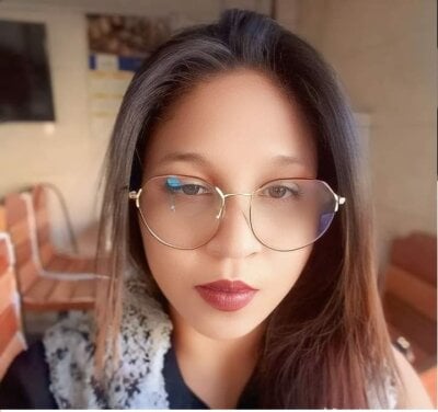 melinashine from stripchat
