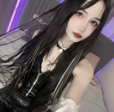N1ght_gl0w Female Goth Webcam Chat