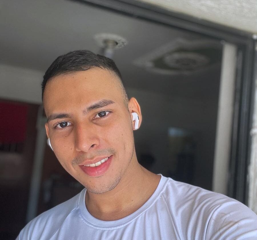 sam_kinky from stripchat