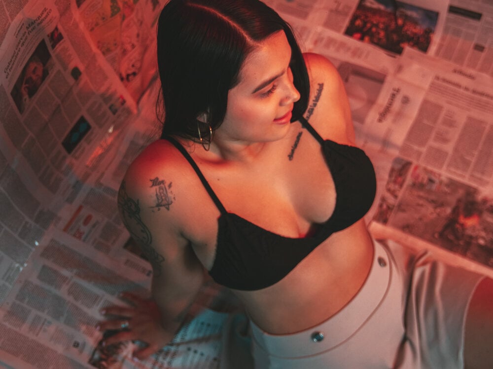 Live sex webcam photo for Sharik_Vertelli #289230463