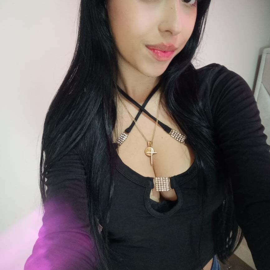 _paula_x from stripchat