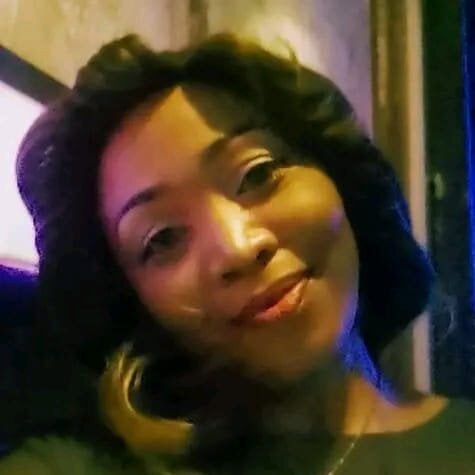 Live sex webcam photo for Honey-Bee940 #288958416