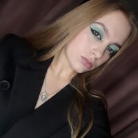 LanaHakonsen's Offline XXX Chat