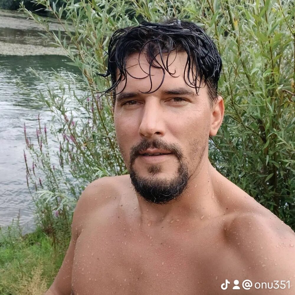 onubuono from stripchat