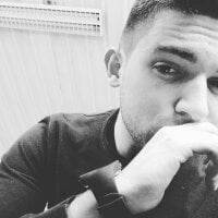 hugogrossebeuteu offline chatrum