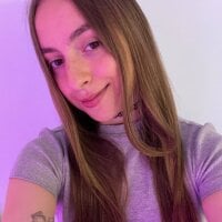 pinkiepiee_'s Offline Chat Room