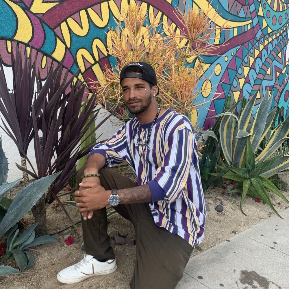 Modèle de Webcam Ems7870 : Show porno gratuit en direct et | Stripchat