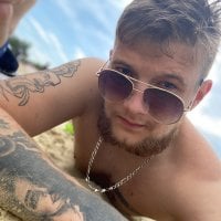 WolfAndFoxes' Offline Chat Room