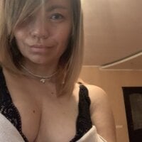 Ella_Pearlie