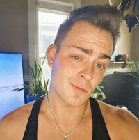 PrisBrayden's webcam live show