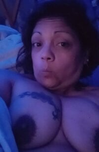 HornyLatinaMILF69's Offline XXX Chat