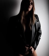 aliceand_alex's Offline XXX Chat