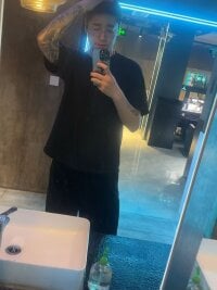 OUBA-panda's webcam live show