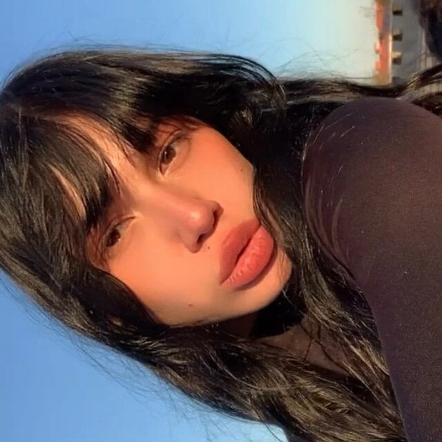 Karina_Hendrick profile