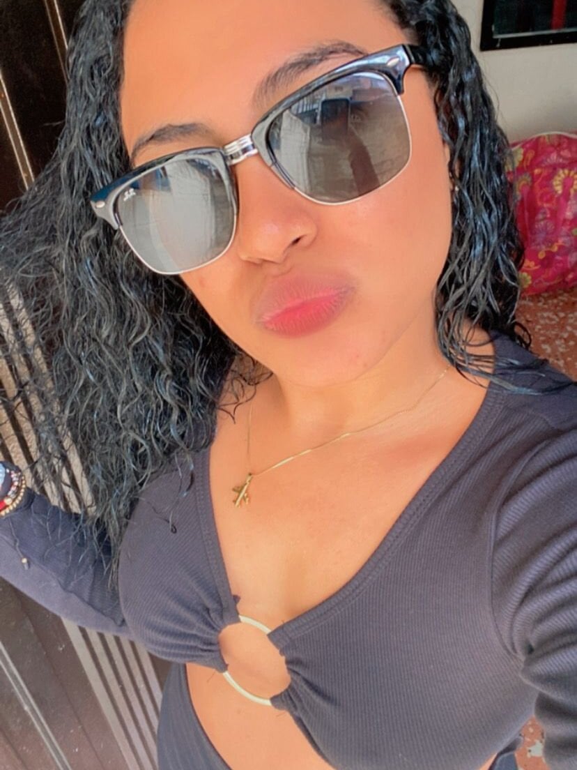 sexcam3d.net ashley-03 livesex profile in between-the-possible-and-the-unforgettable cams