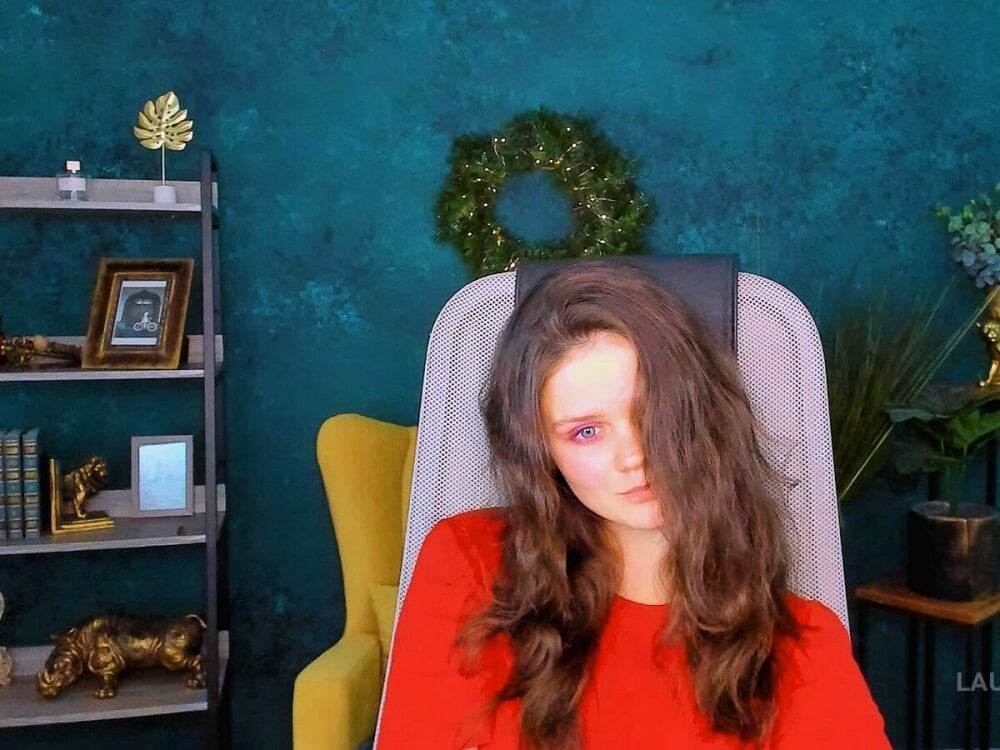 LauraRyan's Offline XXX Chat