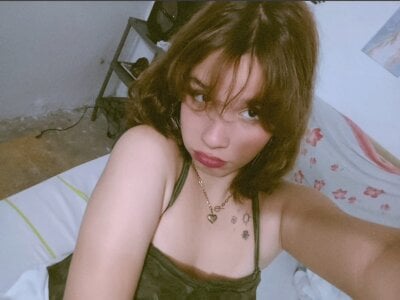 AngelKiss12 Live Cam on StripChat